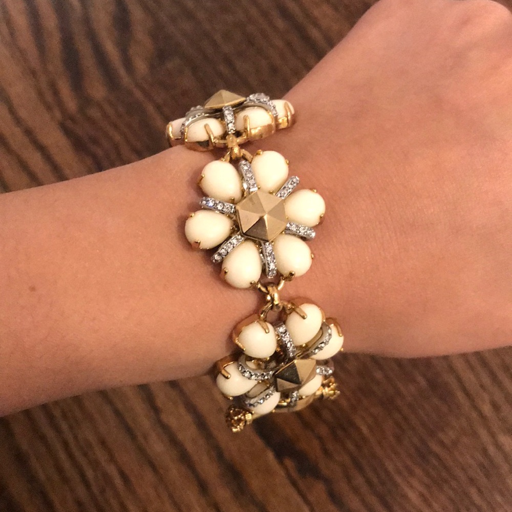 Juicy Couture Flower bracelet